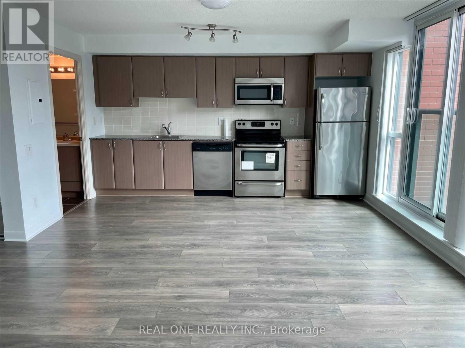 828 - 525 Wilson Avenue, Toronto, Ontario  M3H 0A7 - Photo 3 - C12695590