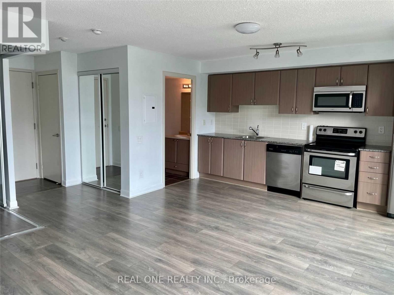 828 - 525 Wilson Avenue, Toronto, Ontario  M3H 0A7 - Photo 4 - C12695590