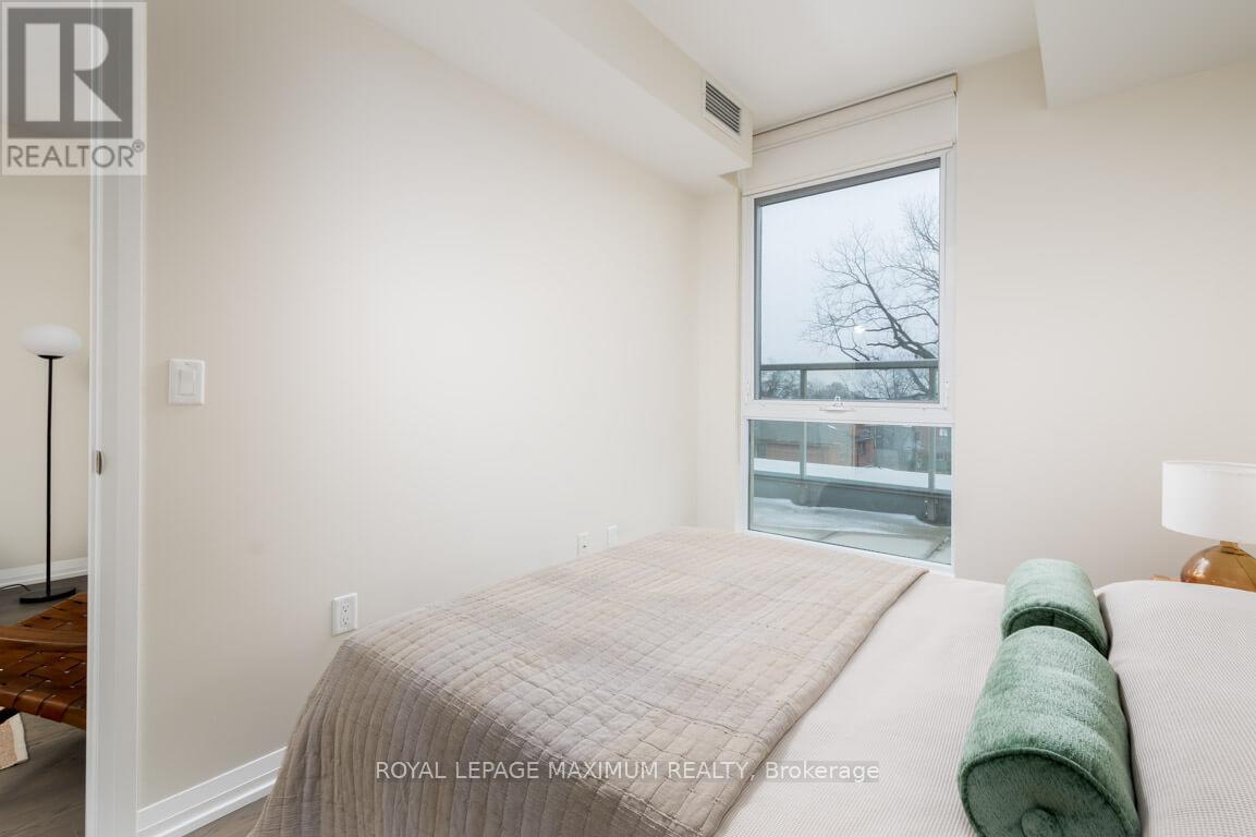 313 - 835 St Clair Avenue W, Toronto, Ontario  M6C 0A8 - Photo 18 - C12695600