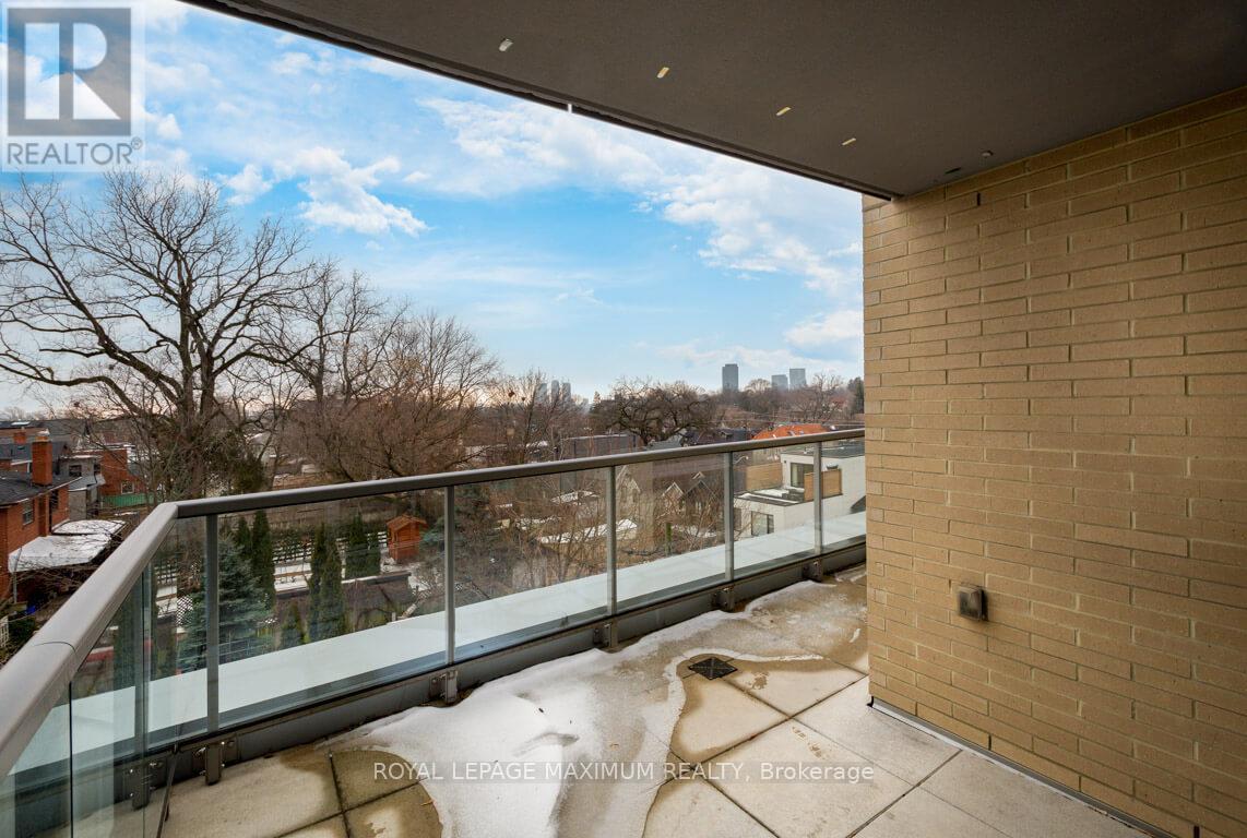 313 - 835 St Clair Avenue W, Toronto, Ontario  M6C 0A8 - Photo 32 - C12695600