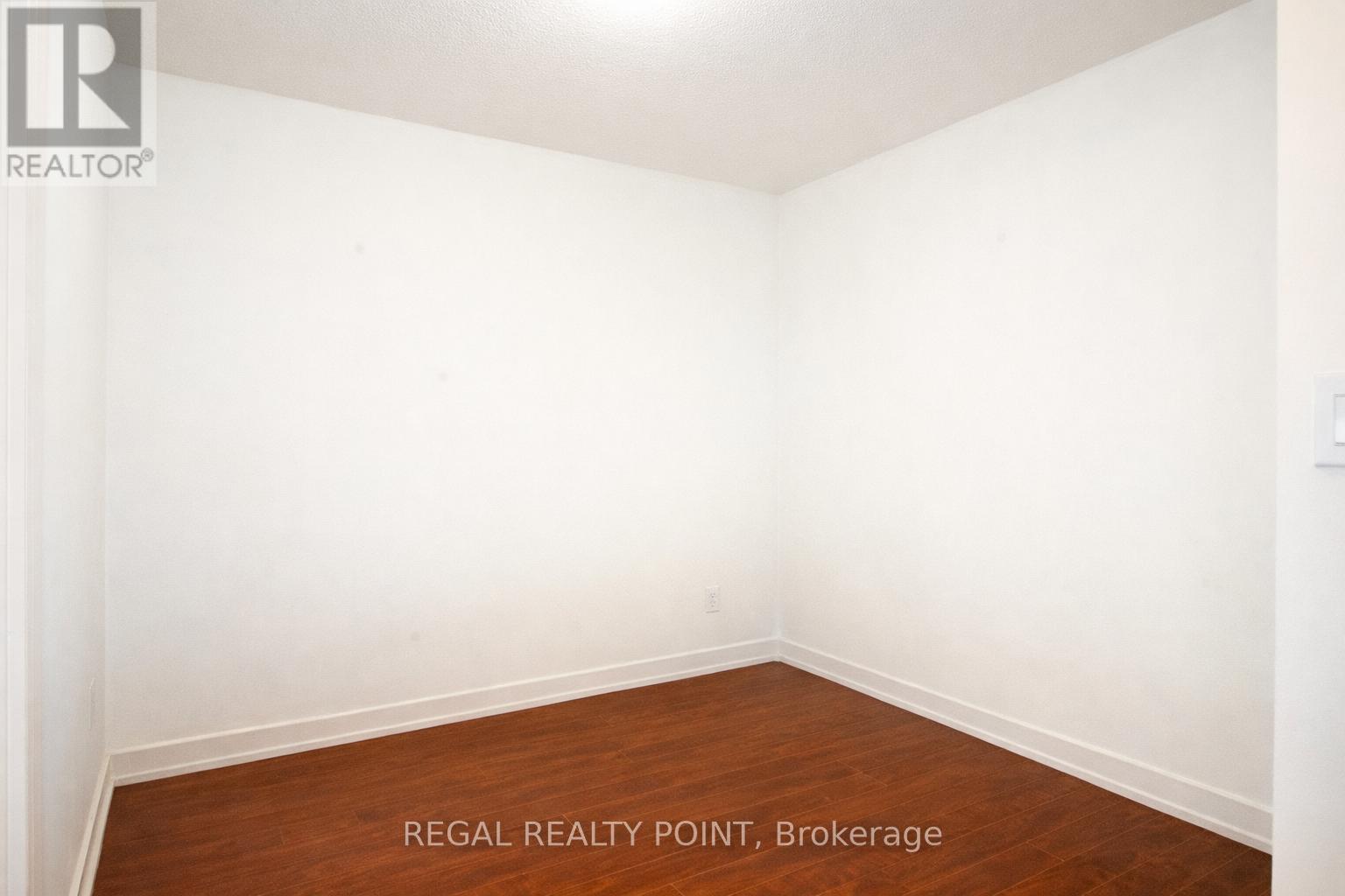 2311 - 25 Capreol Court, Toronto, Ontario  M5V 3Z7 - Photo 6 - C12695642