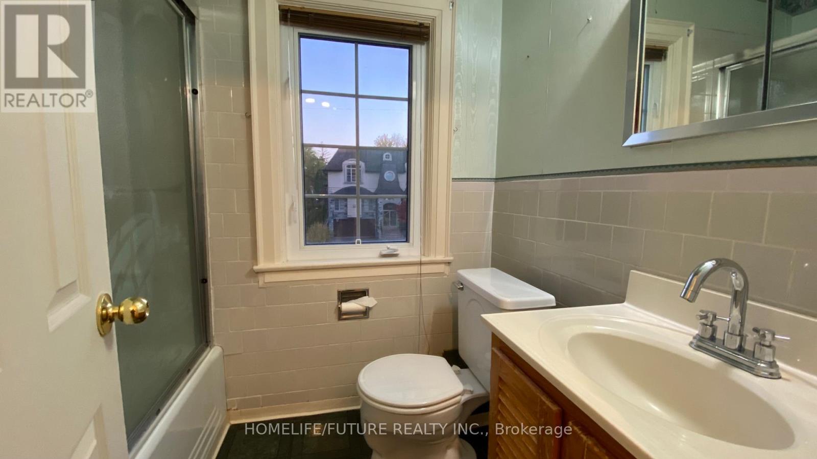 192 Parkview Avenue, Toronto, Ontario  M2N 3Y8 - Photo 9 - C12695666