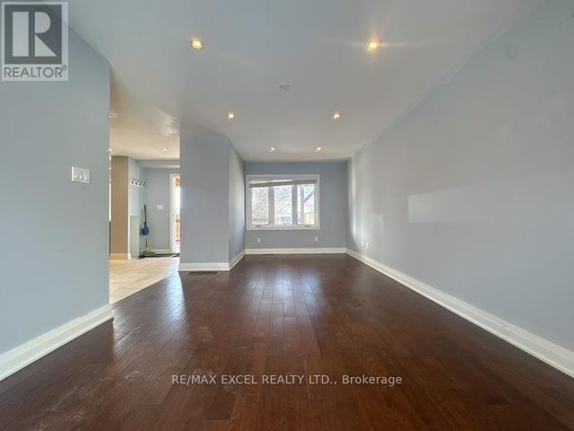 UPPER - 39 CRITTENDEN SQUARE, toronto (malvern), Ontario