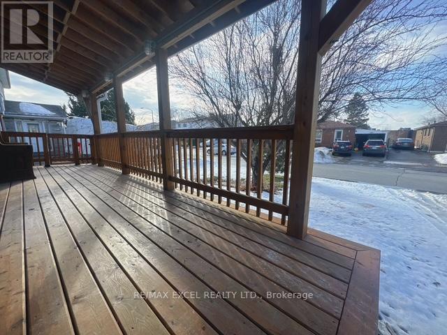 Upper - 39 Crittenden Square, Toronto (Malvern), Ontario  M1B 1V2 - Photo 17 - E12695472