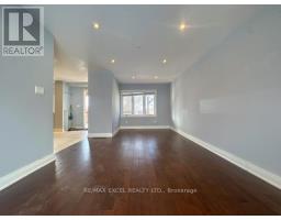 UPPER - 39 CRITTENDEN SQUARE, Toronto, Ontario