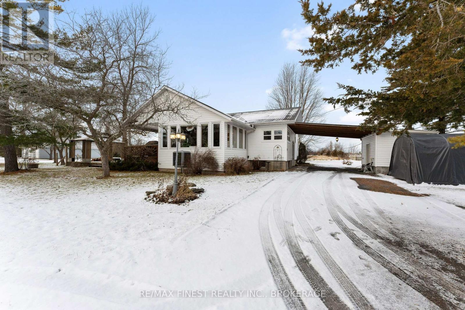 174 County Road 4, Loyalist (Lennox And Addington - South), Ontario  K0H 1G0 - Photo 39 - X12694312