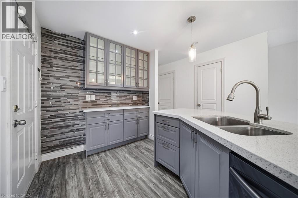 2502 Postmaster Drive, Oakville, Ontario  L6M 5A8 - Photo 11 - 40798509