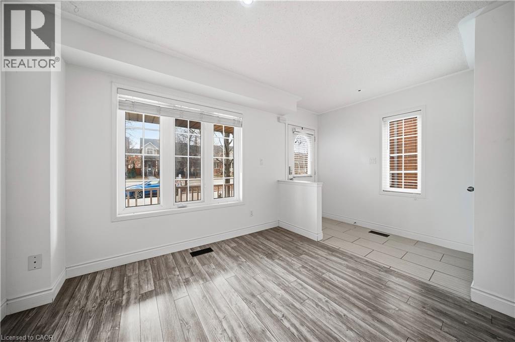 2502 Postmaster Drive, Oakville, Ontario  L6M 5A8 - Photo 5 - 40798509