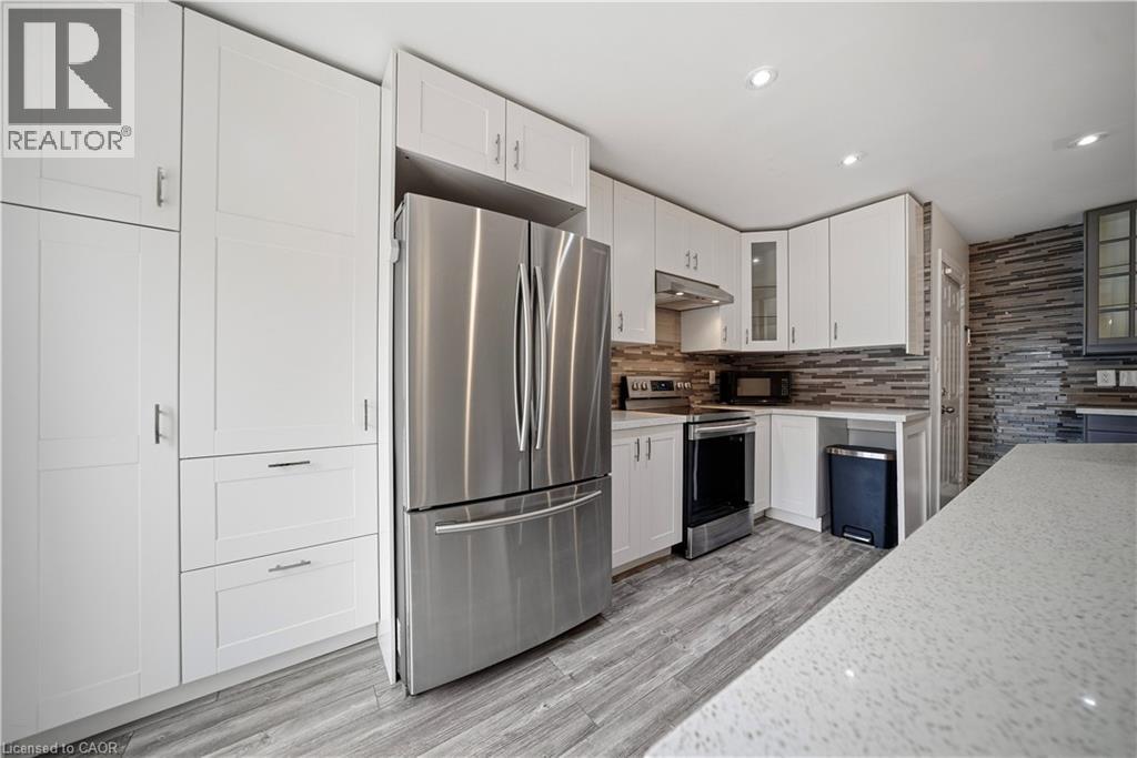 2502 Postmaster Drive, Oakville, Ontario  L6M 5A8 - Photo 9 - 40798509