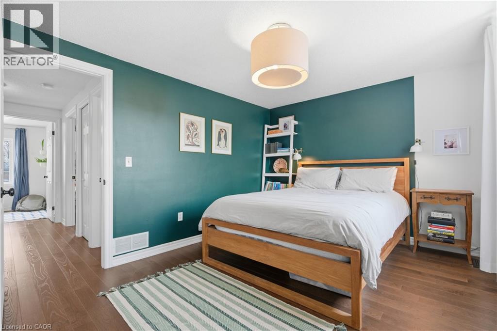 121 Moss Place, Guelph, Ontario  N1G 4V4 - Photo 16 - 40798249