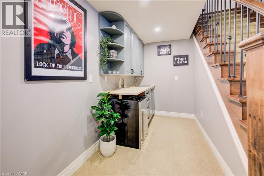 11 Tremaine Drive, Kitchener, Ontario  N2A 4L9 - Photo 37 - 40798139