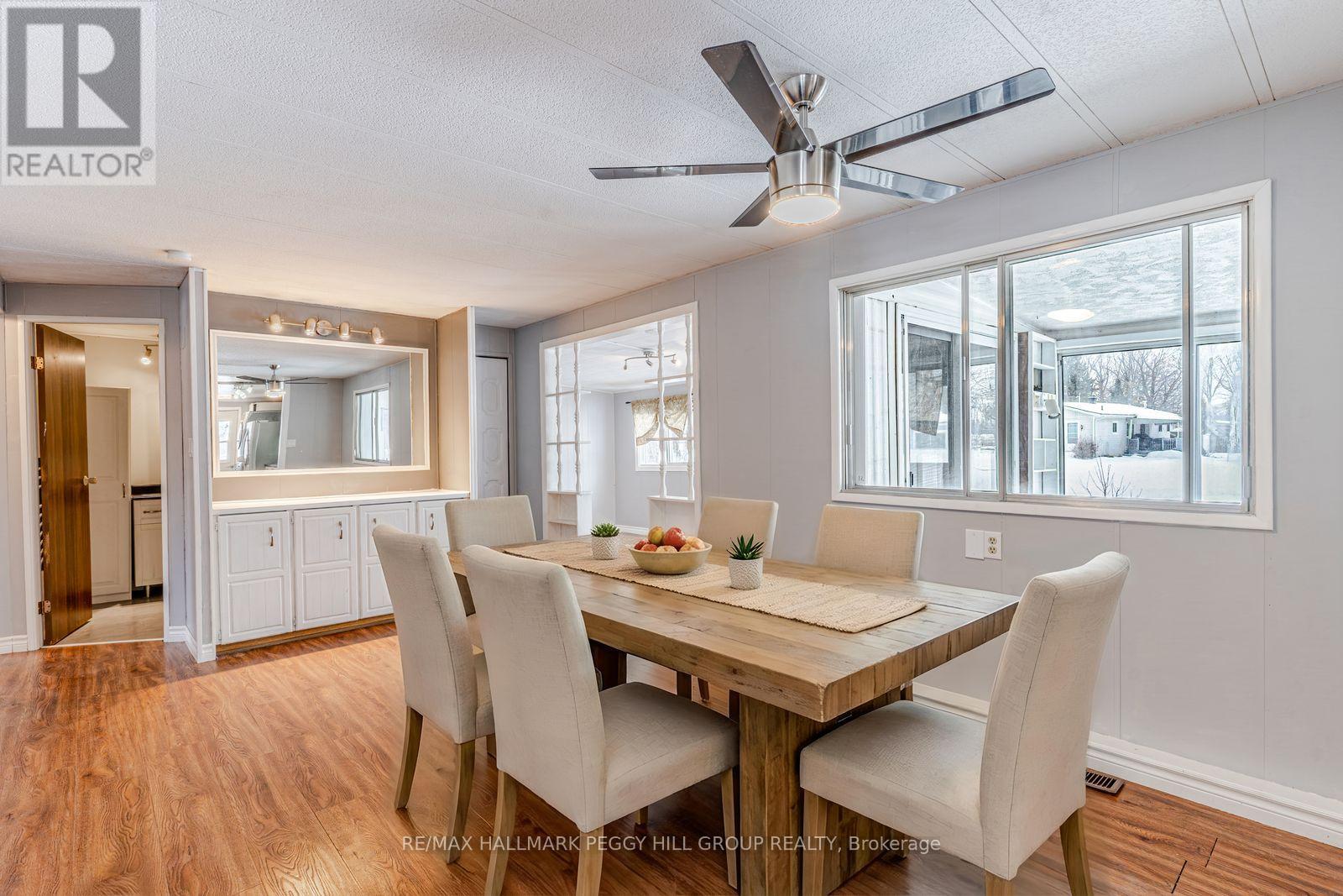 6 Hickory Court, Innisfil, Ontario  L9S 1M1 - Photo 3 - N12695514