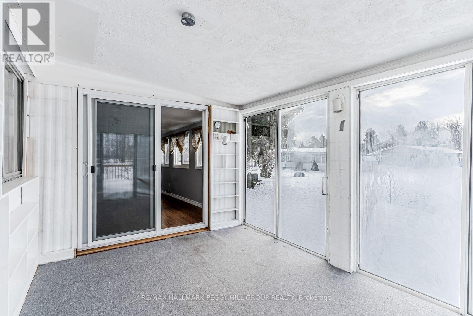 6 Hickory Court, Innisfil, Ontario  L9S 1M1 - Photo 6 - N12695514