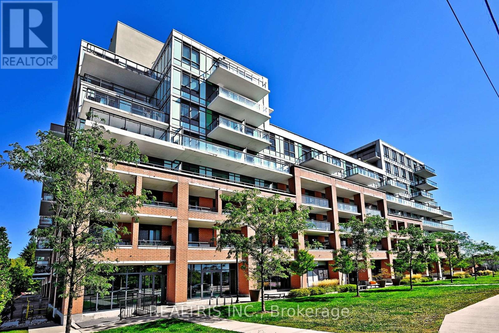 809 - 11611 Yonge Street, Richmond Hill (Jefferson), Ontario  L4E 1G2 - Photo 2 - N12695592