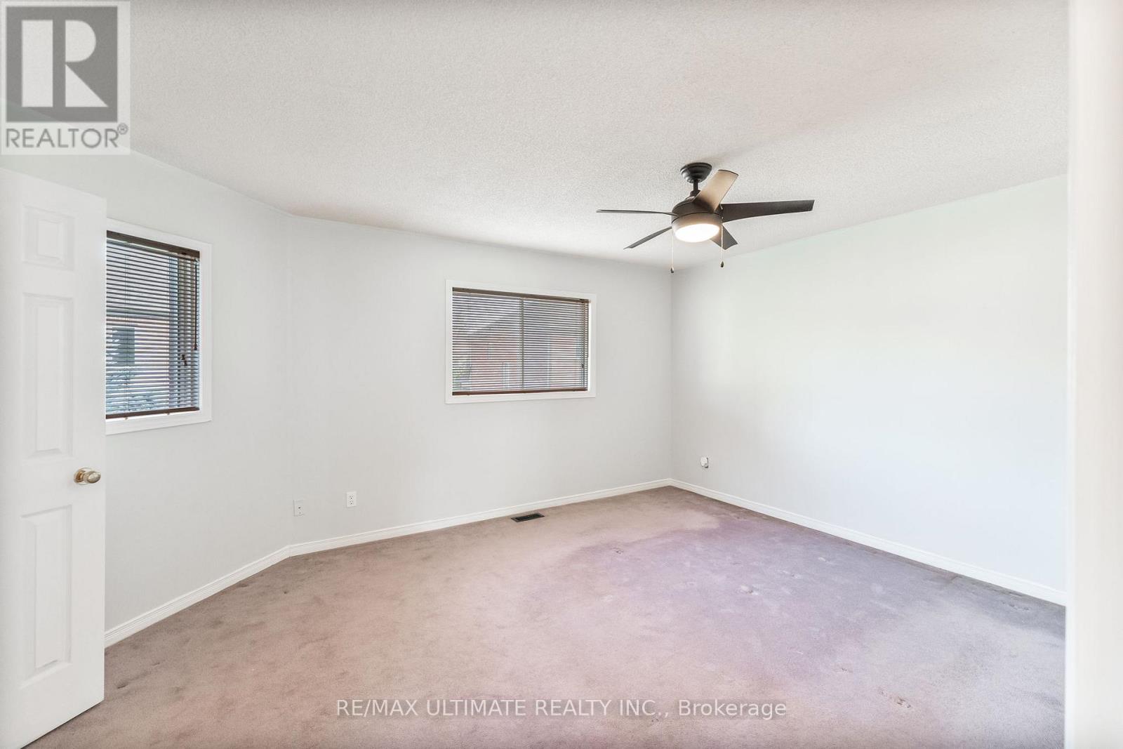 36 Bowler Street, Aurora (Bayview Wellington), Ontario  L4G 7H7 - Photo 12 - N12695594