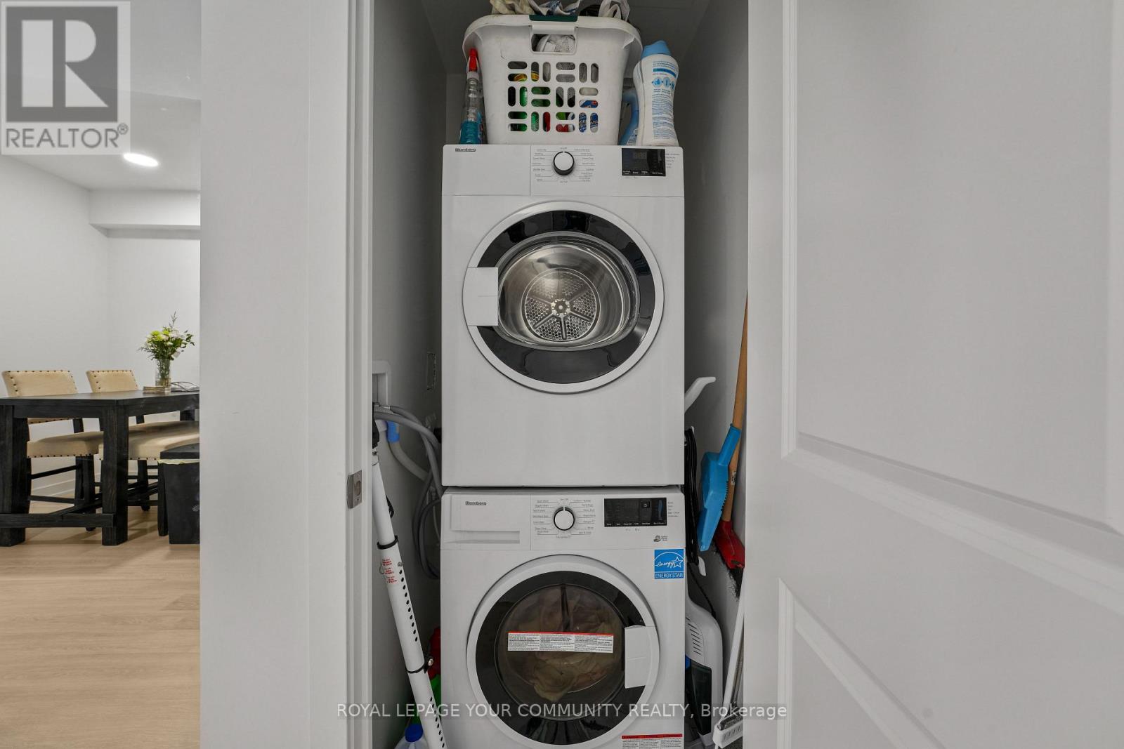 A909 - 30 Upper Mall Way, Vaughan, Ontario  L4J 0L7 - Photo 14 - N12695646