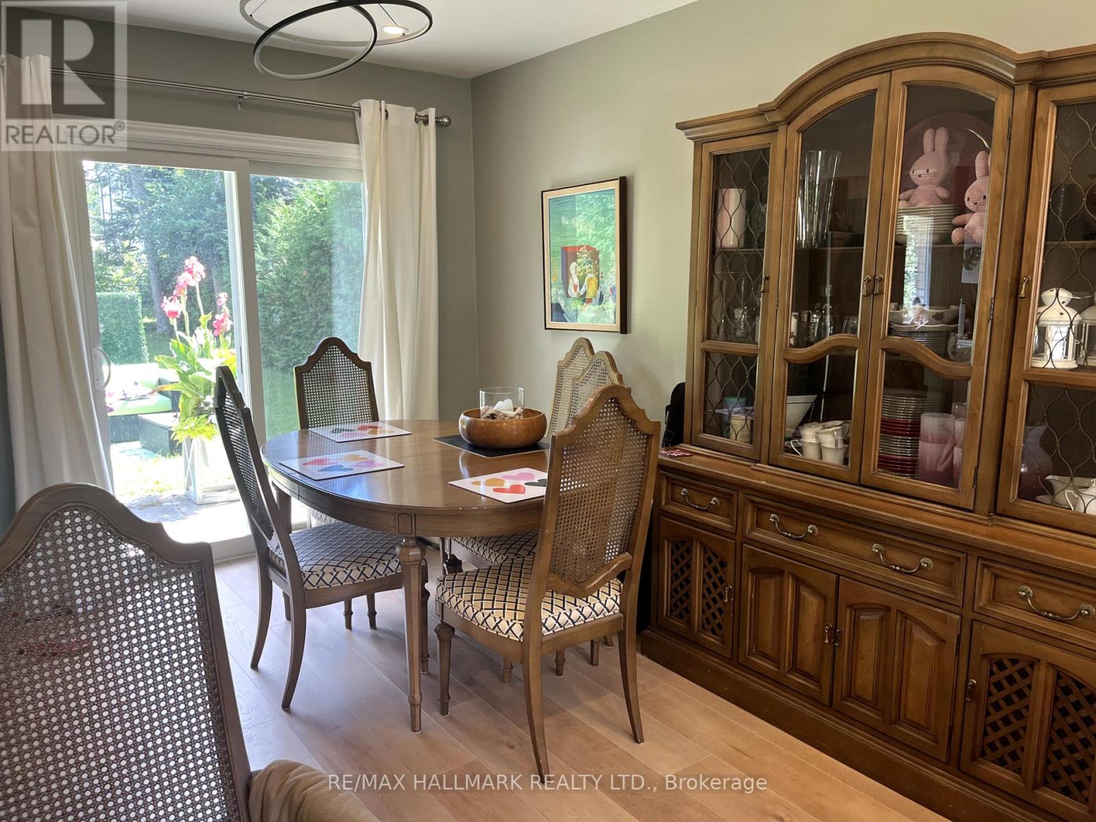 448 Loretta Crescent, Whitchurch-Stouffville (Stouffville), Ontario  L4A 7G2 - Photo 4 - N12695652