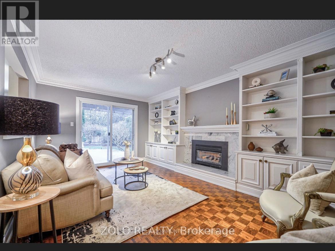 107 Ramona Boulevard, Markham (Markham Village), Ontario  L3P 2K6 - Photo 5 - N12695658