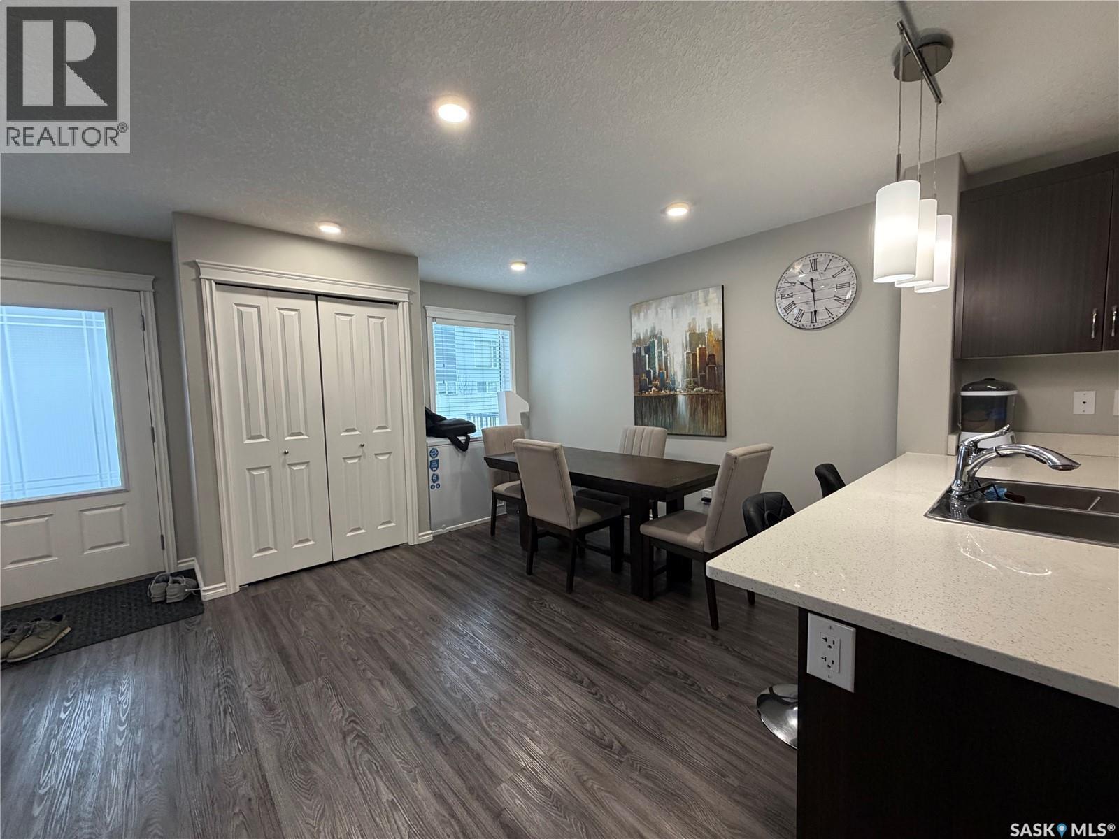 201 110 Akhtar Bend, Saskatoon, Saskatchewan  S7W 0Y9 - Photo 6 - SK026783