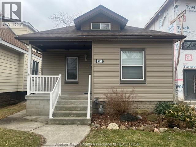 403 Clinton, Windsor, Ontario  N8X 1A7 - Photo 2 - 26001090