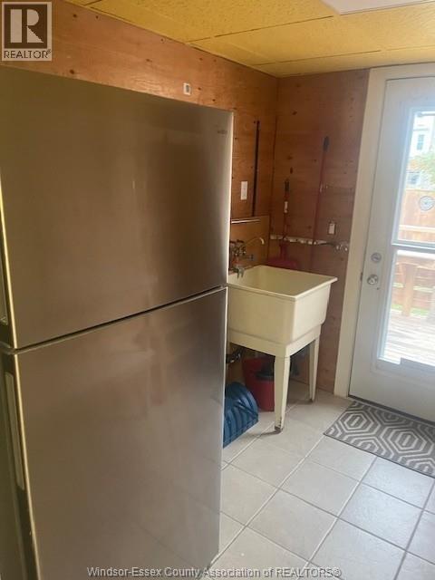 403 Clinton, Windsor, Ontario  N8X 1A7 - Photo 4 - 26001090