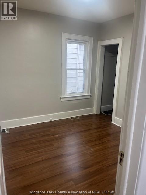 403 Clinton, Windsor, Ontario  N8X 1A7 - Photo 9 - 26001090