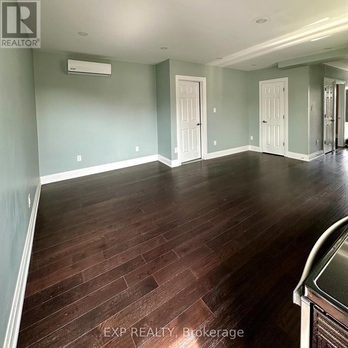 6 Lapp Street, Toronto, Ontario  M6N 3W6 - Photo 8 - W12483823