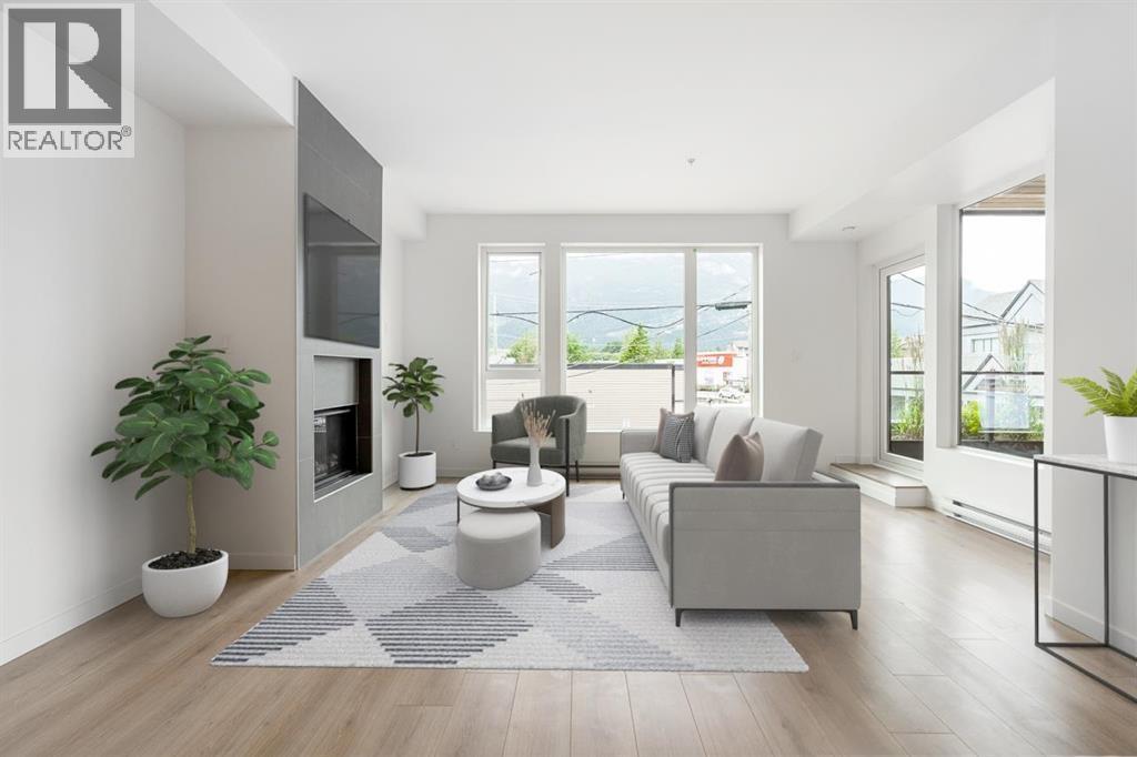 201 38165 Cleveland Avenue, Squamish, British Columbia  V8P 0P1 - Photo 3 - R3077798