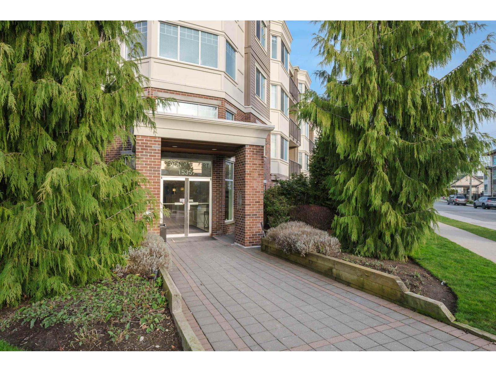 Listing Picture 30 of 33 : 206 15357 ROPER AVENUE, White Rock - 魯藝地產 Yvonne Lu Group - MLS Medallion Club Member
