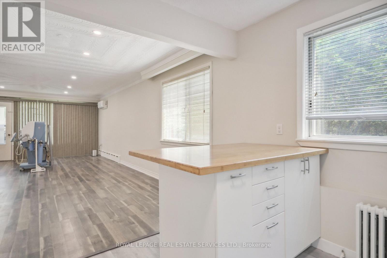 1 - 18 Thirty Third Street, Toronto, Ontario  M8W 3G9 - Photo 10 - W12680690