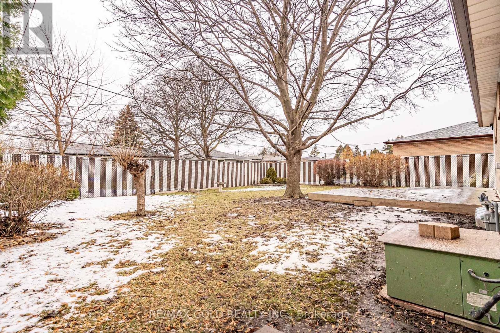 45 Belmont Drive, Brampton, Ontario  L6T 2K5 - Photo 34 - W12694920