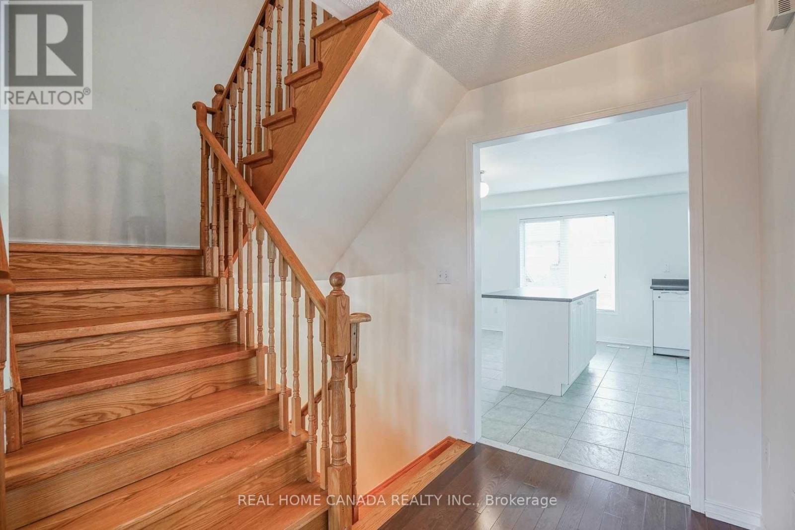 3323 Southwick Street, Mississauga, Ontario  L5M 7K9 - Photo 11 - W12695468