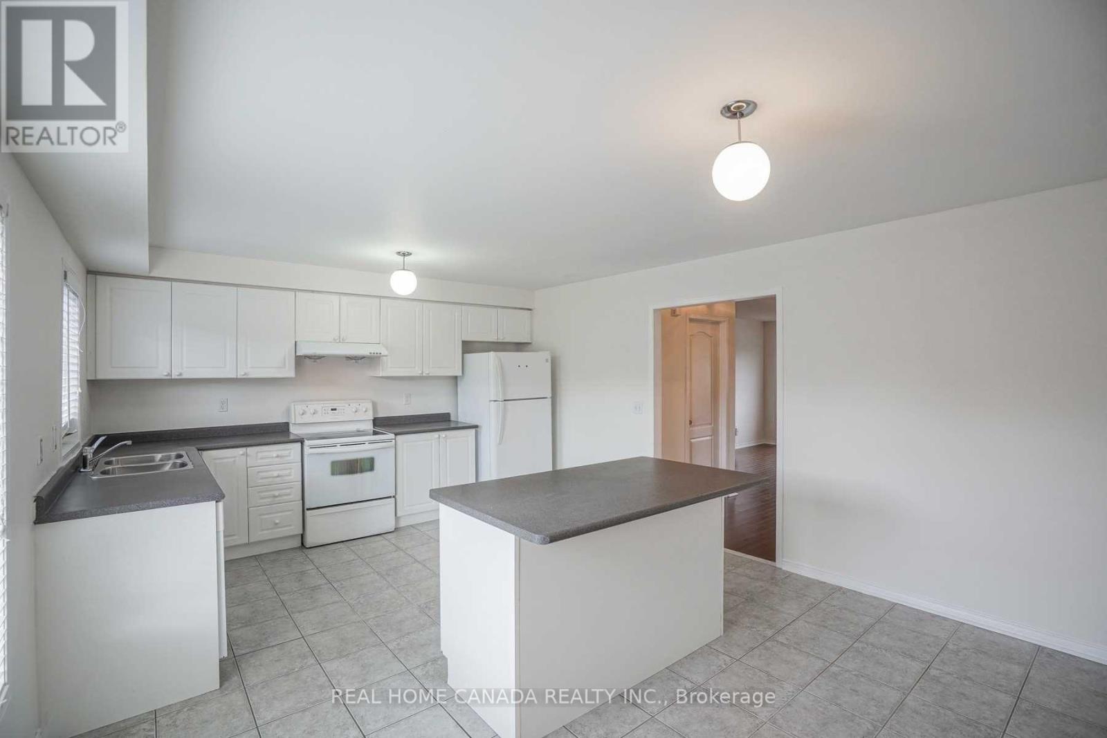 3323 Southwick Street, Mississauga, Ontario  L5M 7K9 - Photo 13 - W12695468