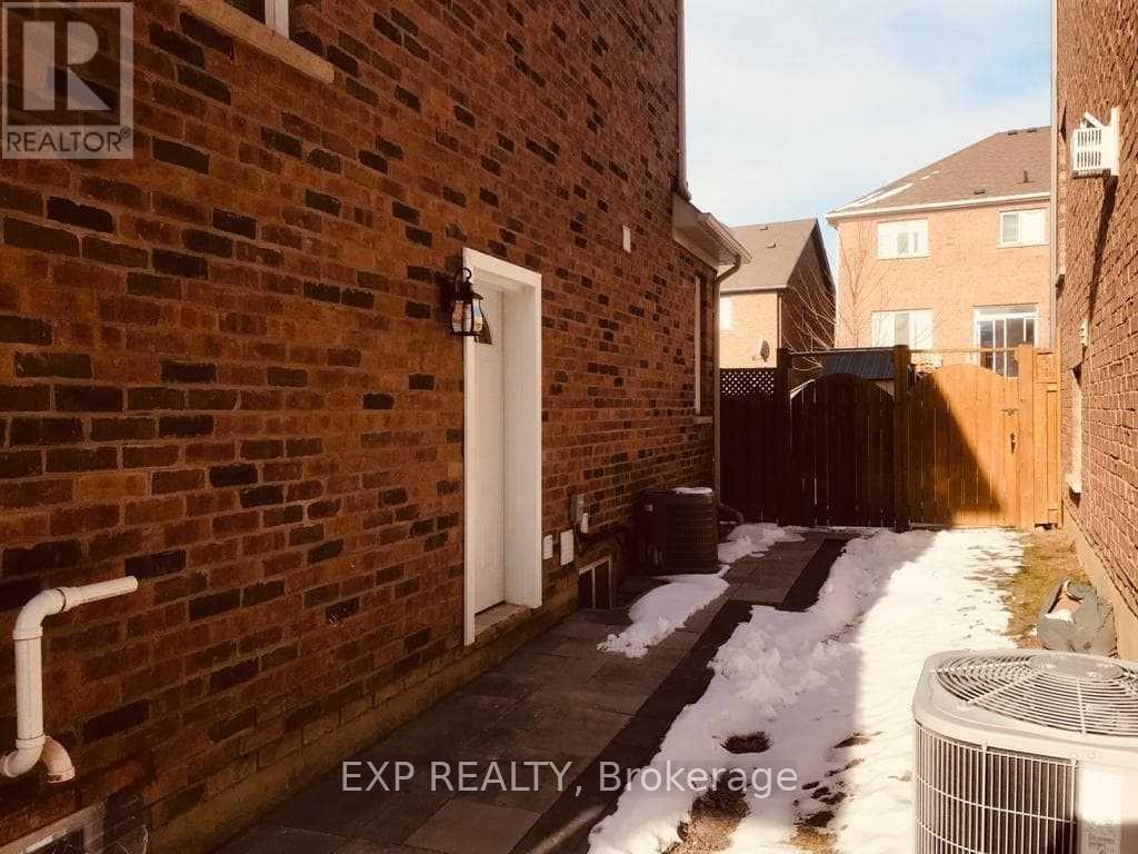 Bsmt - 8 Losino Street, Caledon, Ontario  L7C 3N4 - Photo 10 - W12695484