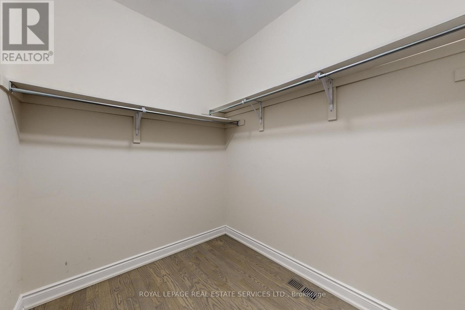 3359 Post Road, Oakville, Ontario  L6H 0Y5 - Photo 17 - W12695486