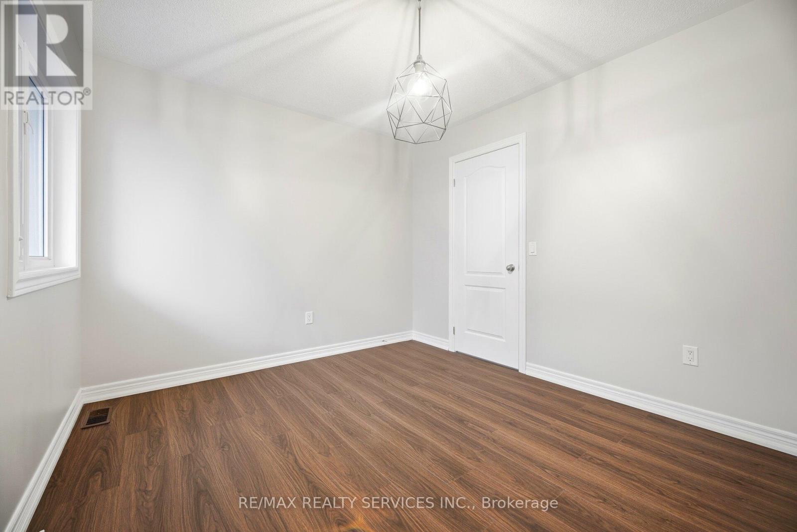 82 Waterville Way, Caledon, Ontario  L7C 3P2 - Photo 34 - W12695490