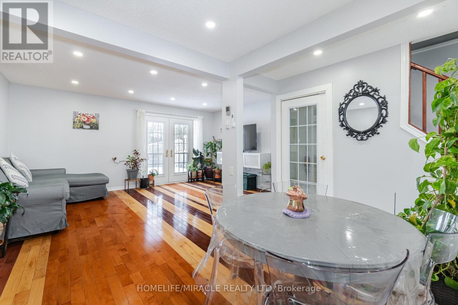 12 Huckleberry Square, Brampton, Ontario  L6S 1Y2 - Photo 14 - W12695522