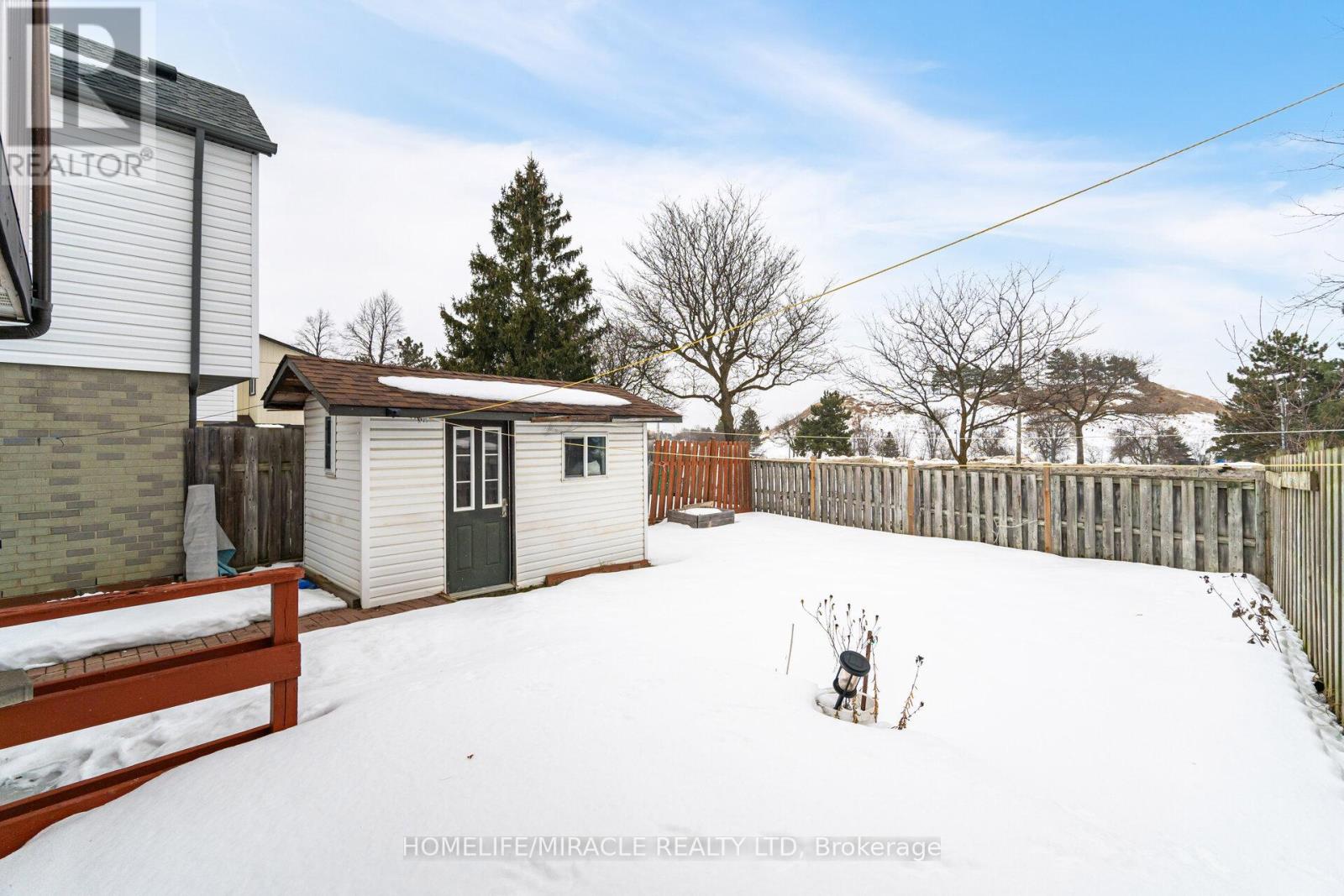 12 Huckleberry Square, Brampton, Ontario  L6S 1Y2 - Photo 37 - W12695522