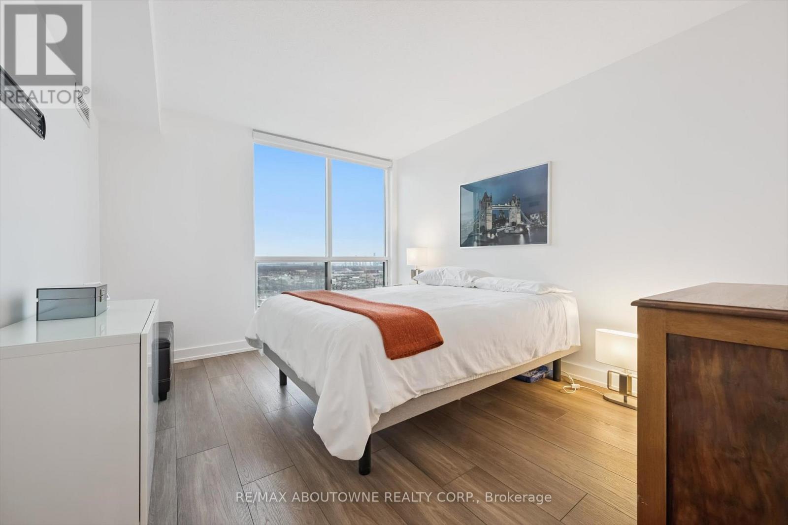 1709 - 101 Subway Crescent, Toronto, Ontario  M9B 6K4 - Photo 18 - W12695524