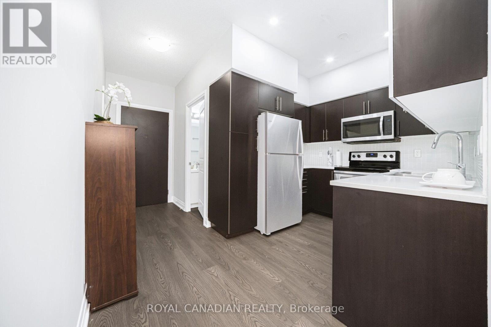 308 - 55 Speers Road, Oakville, Ontario  L6K 0H9 - Photo 15 - W12695548