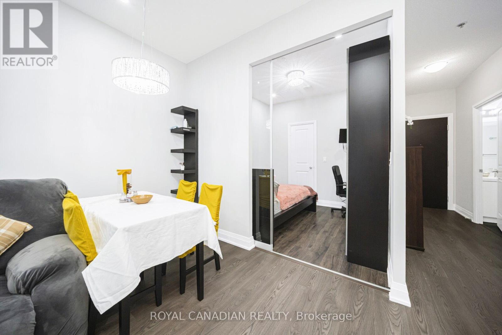 308 - 55 Speers Road, Oakville, Ontario  L6K 0H9 - Photo 25 - W12695548