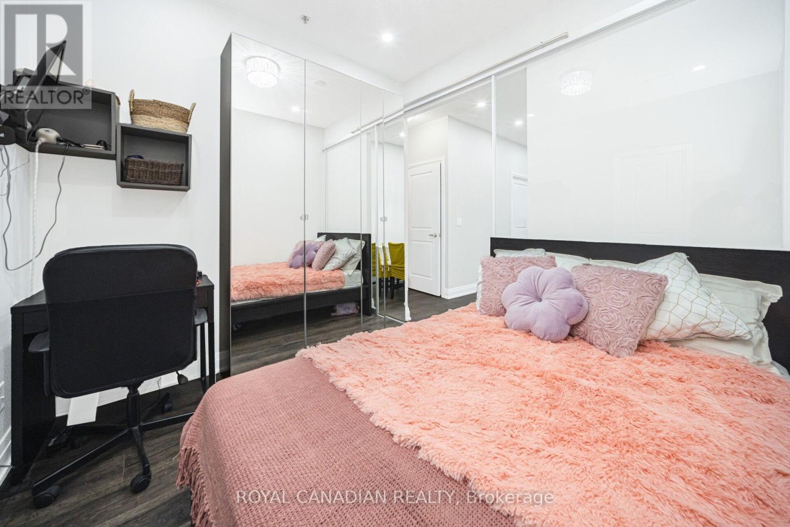 308 - 55 Speers Road, Oakville, Ontario  L6K 0H9 - Photo 27 - W12695548