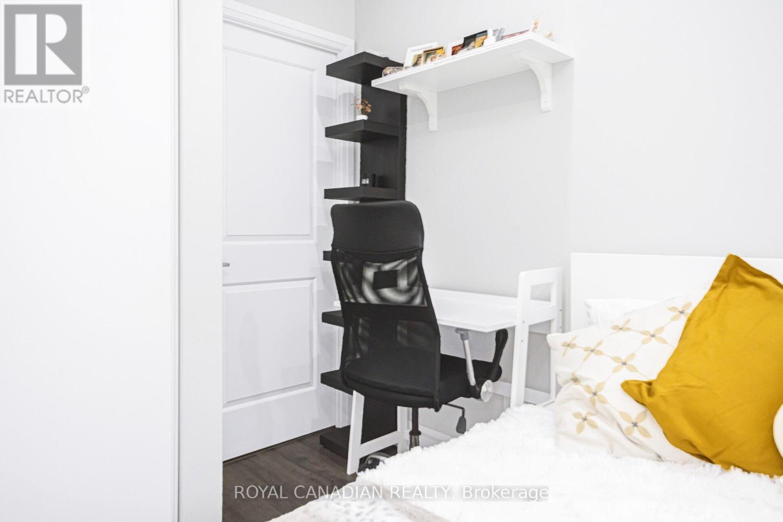 308 - 55 Speers Road, Oakville, Ontario  L6K 0H9 - Photo 34 - W12695548