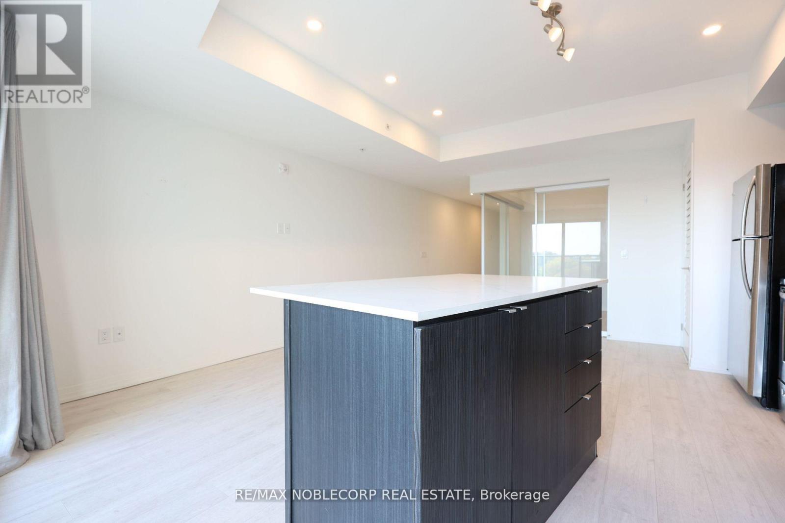 510 - 408 Browns Line, Toronto, Ontario  M8W 0C3 - Photo 17 - W12695550