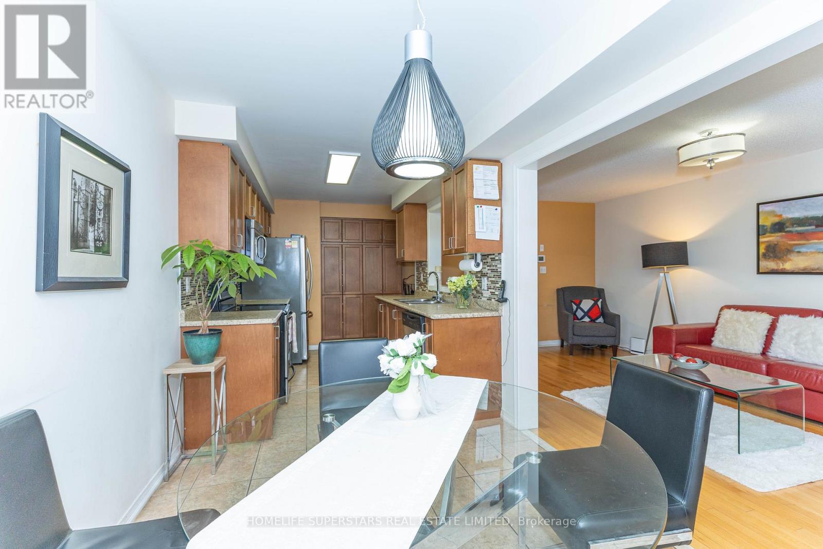 96 Delport Close, Brampton, Ontario  L6P 3T1 - Photo 14 - W12695628