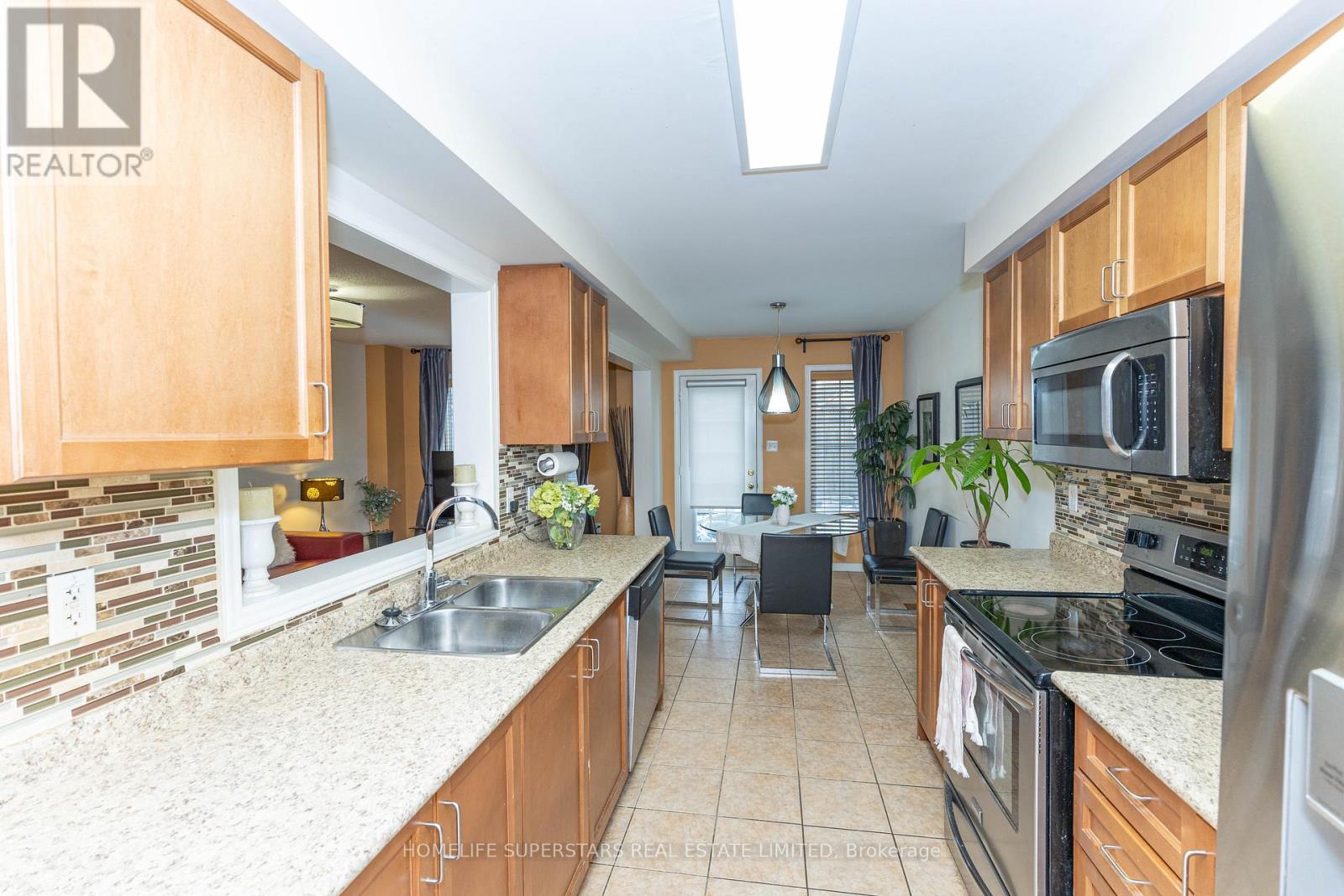 96 Delport Close, Brampton, Ontario  L6P 3T1 - Photo 18 - W12695628