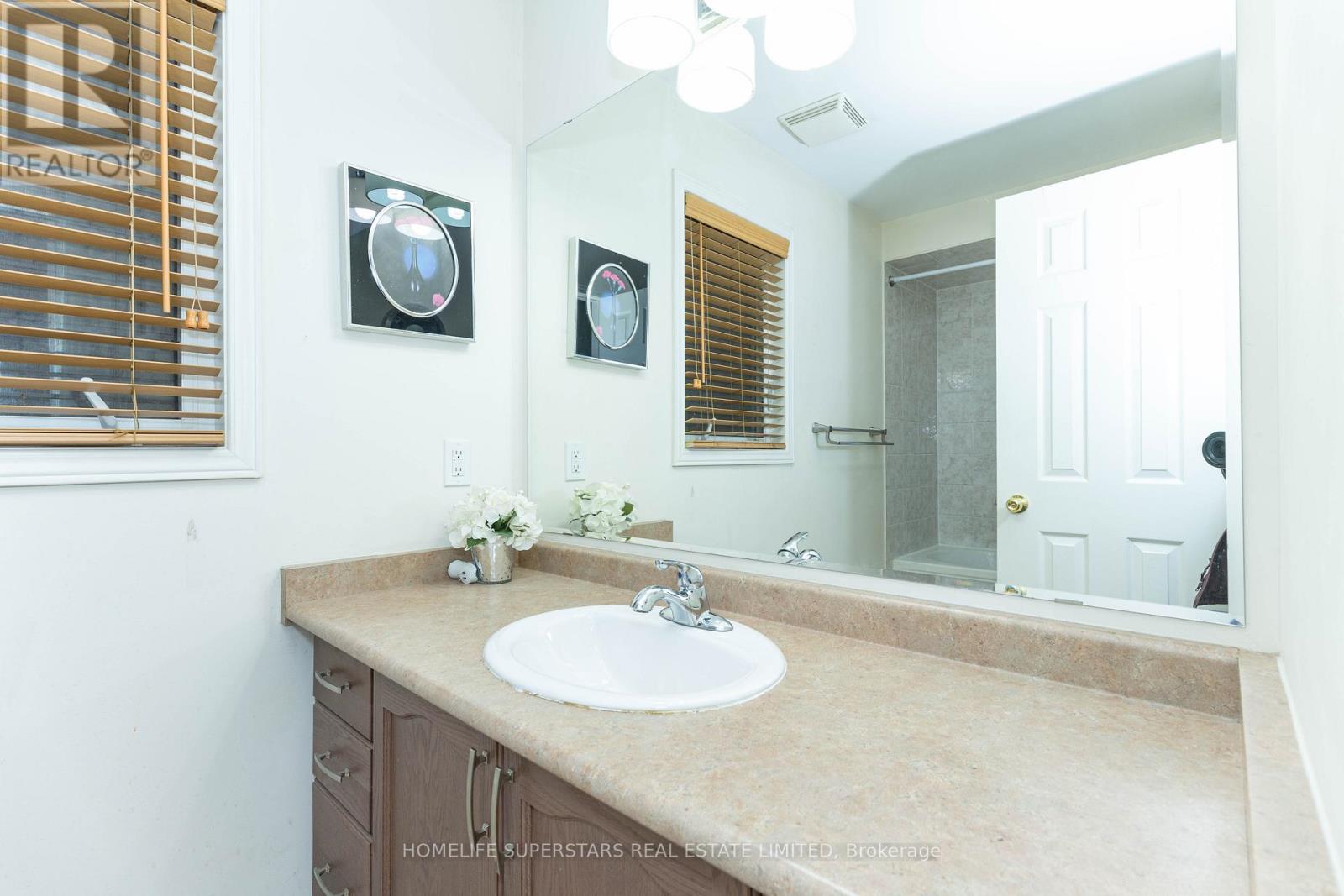 96 Delport Close, Brampton, Ontario  L6P 3T1 - Photo 30 - W12695628