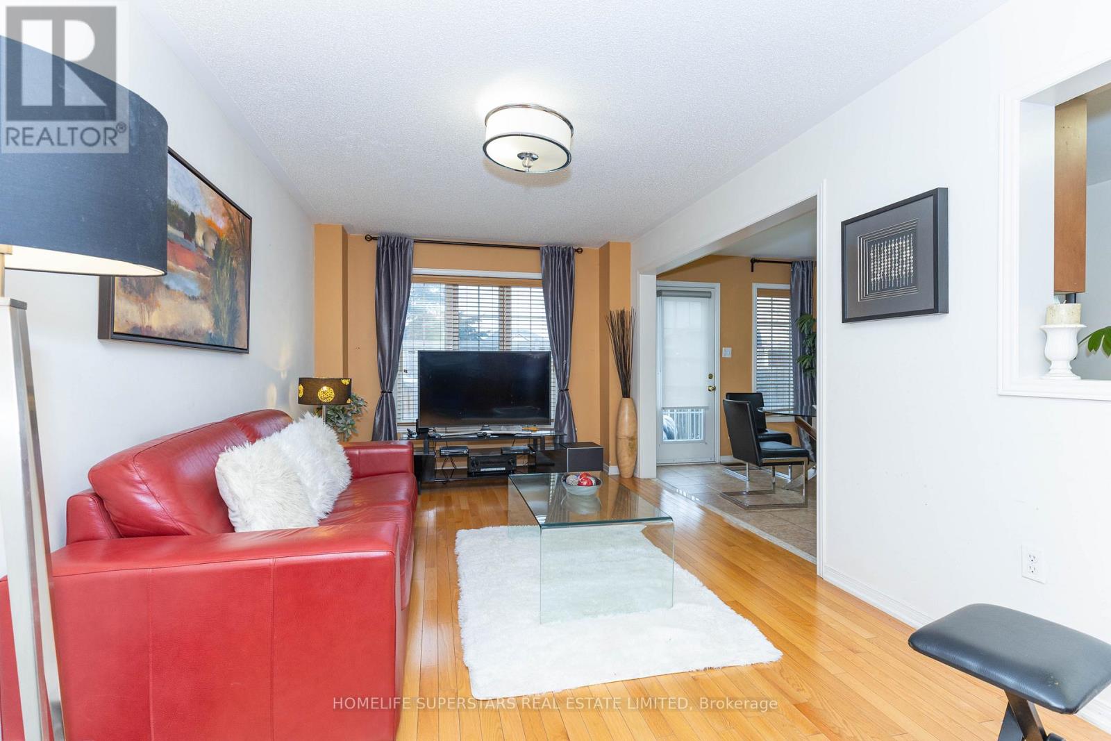 96 Delport Close, Brampton, Ontario  L6P 3T1 - Photo 9 - W12695628