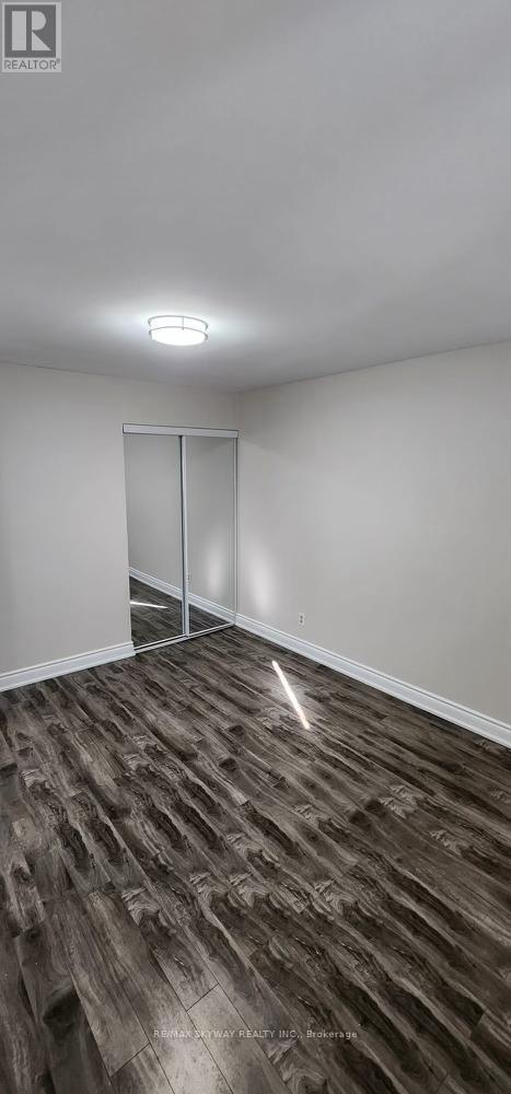 23 Gable Drive, Brampton, Ontario  L6V 2H2 - Photo 8 - W12695638