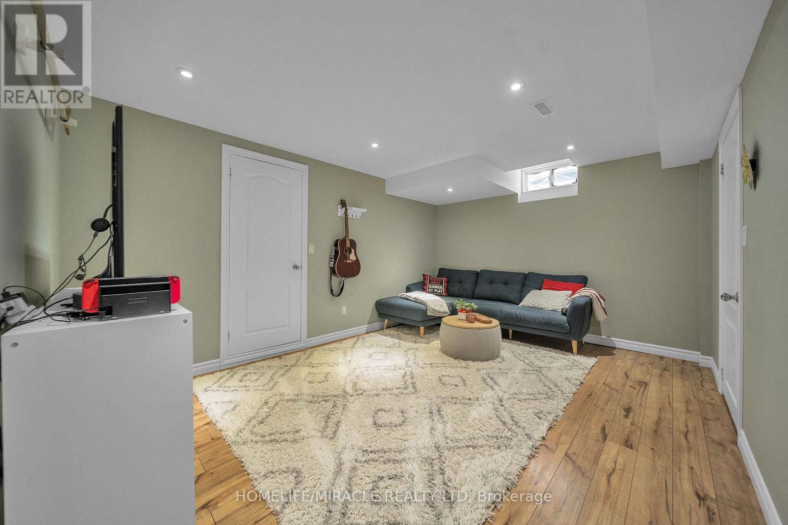 279 Van Allen Gate, Milton, Ontario  L9T 5Y9 - Photo 19 - W12695640